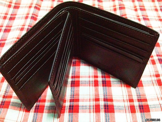[分享] BRAUN BUFFEL 德國小金牛 短夾 125週年紀念款