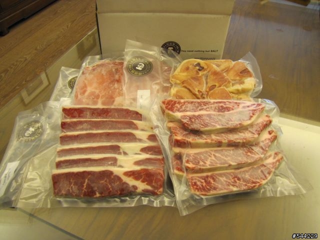 中秋烤肉也可以玩開箱-厚道張海賊團烤肉組