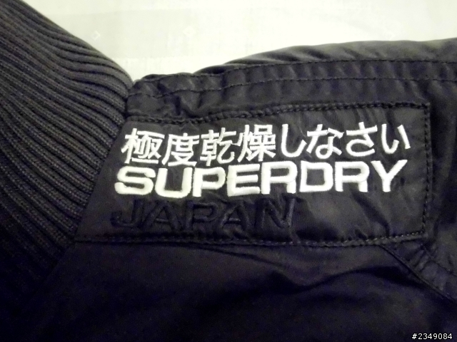 Superdry 外套疑似敗家到A貨>