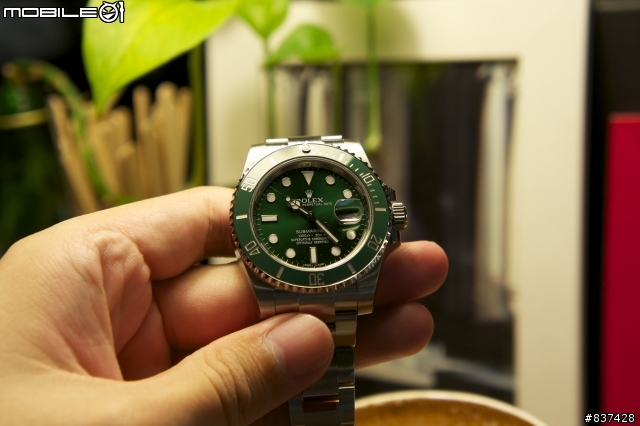Submariner  date  116610LV