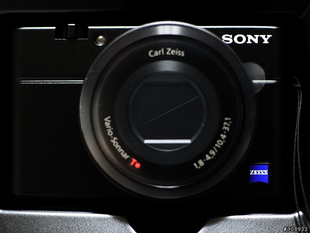 [開箱] 擁有1.0吋CMOS以及蔡頭的Sony DSC-RX100