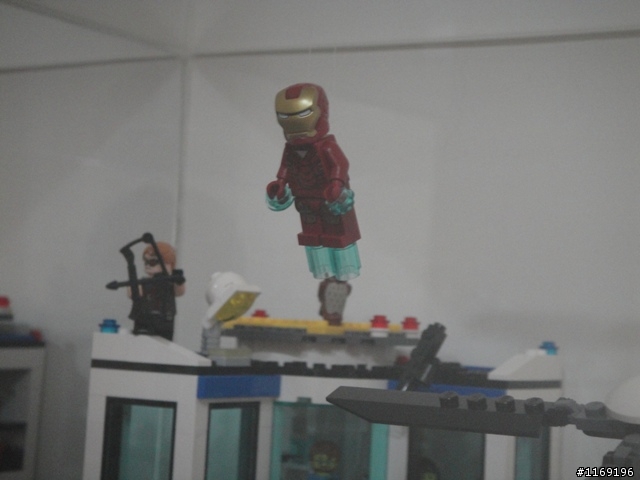 [分享] 床頭櫃上的LEGO~並請各位指點