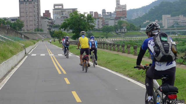 [遊記] 2012環大台北208K，極東極北努力騎一回。