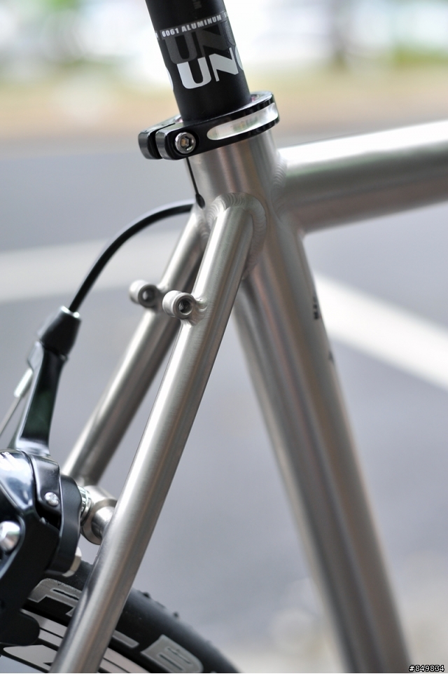 [組車日記] Lynskey Sportive-F鈦合金公路車，平把版本客組車