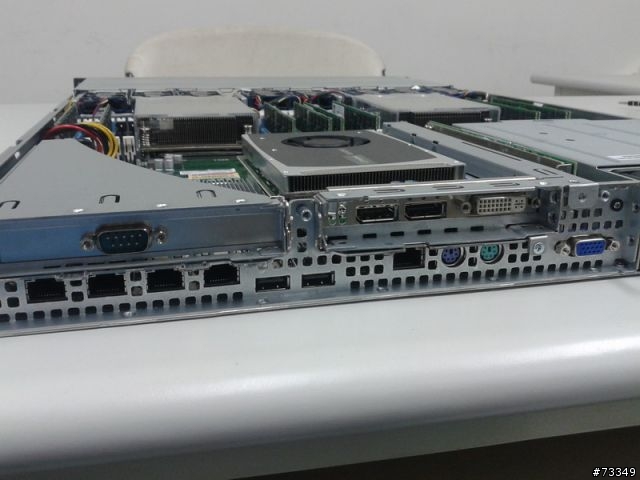 ASUS RS700-E7/RS4 小型伺服器  驗機開箱