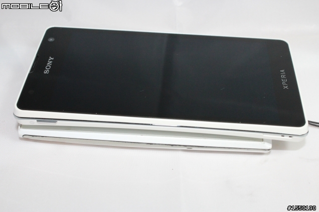 Sony Xperia TX  [白色] + 薄荷藍皮套 + 行動電源