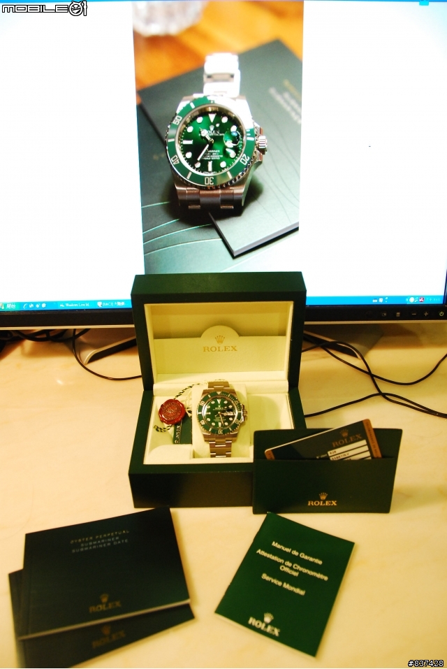 Submariner  date  116610LV