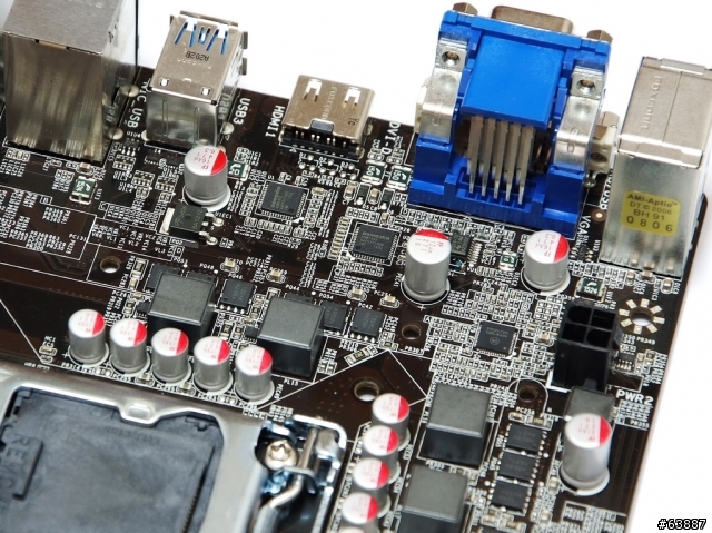 規格與用料兼具的入門級Z77 - FOXCONN Z77A-S超頻分享