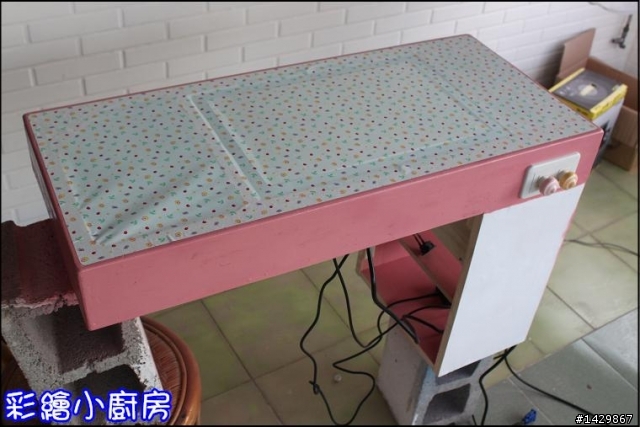 [ 硬漢工作室 ] 彩繪小廚房