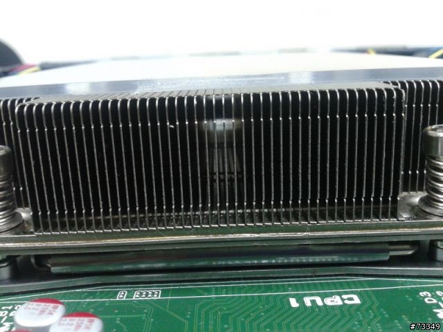 ASUS RS700-E7/RS4 小型伺服器  驗機開箱