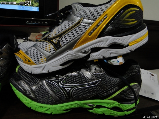 [9/22再更新   9/21更新]Mizuno Wave Rider 14 兩雙2980~值得買嗎?....加上第一天試跑感想