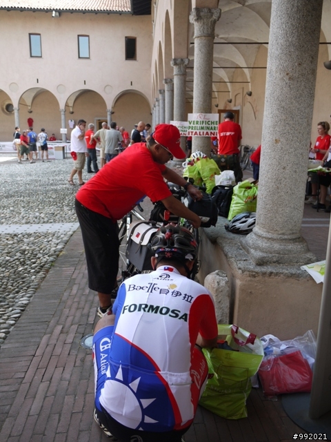 歐洲最長距離單車挑戰活動1001 Miglia Italia 1600K