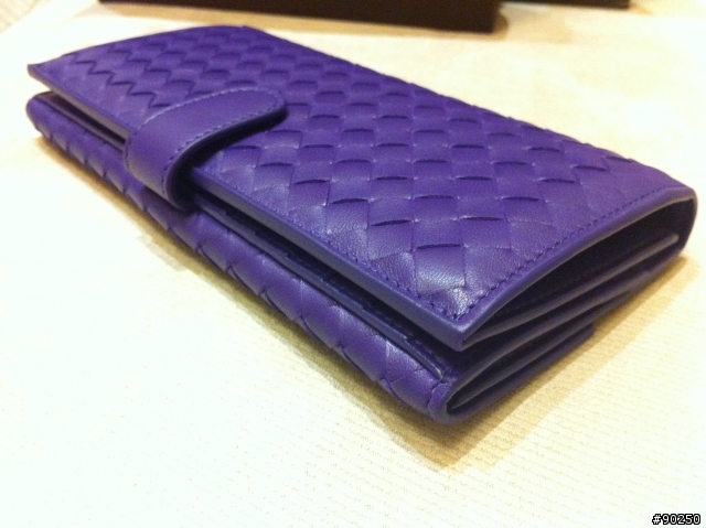 【開箱】VIOLET INTRECCIATO NAPPA CONTINENTAL WALLET 最新紫色長夾