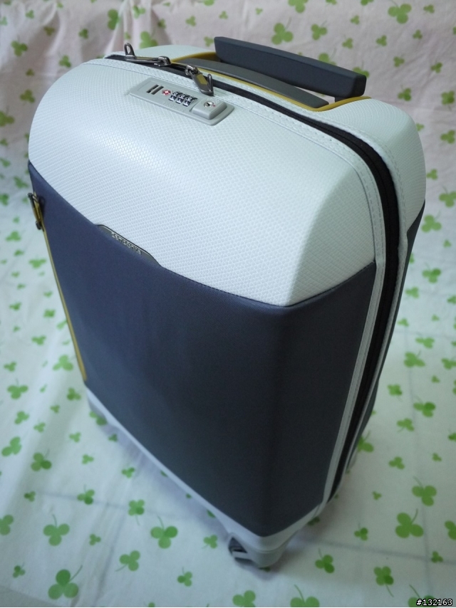 [開箱]新秀麗Samsonite Litesphere 系列～超輕量行李箱