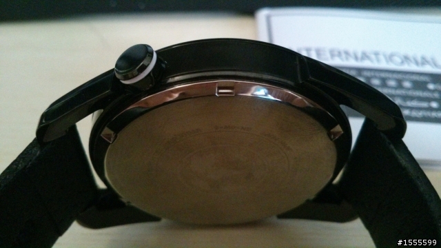 [分享] 新款CITIZEN Eco-Drive 星辰 光動能 AW0015-08E IP黑水晶玻璃皮帶腕錶 純圖開箱
