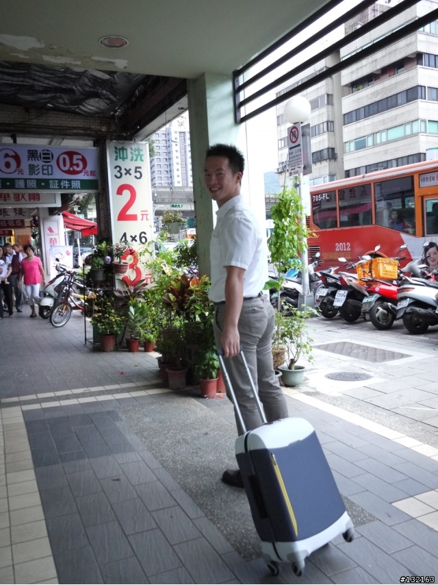 [開箱]新秀麗Samsonite Litesphere 系列～超輕量行李箱