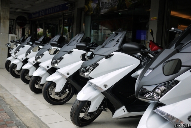 2012YAMAHA T-MAX530 全面到港...