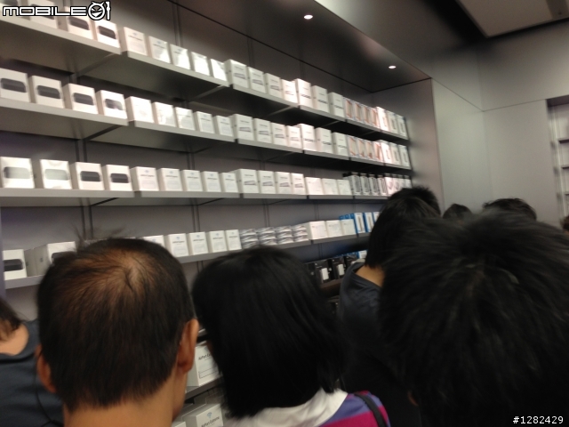 第二家Apple Store 在香港開幕 + 紀念品開箱 (圖多