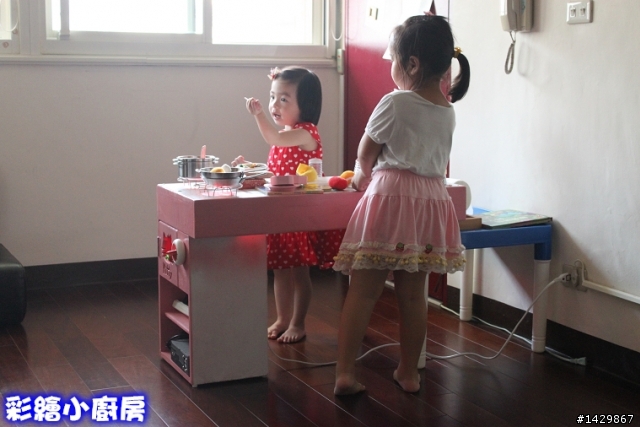 [ 硬漢工作室 ] 彩繪小廚房