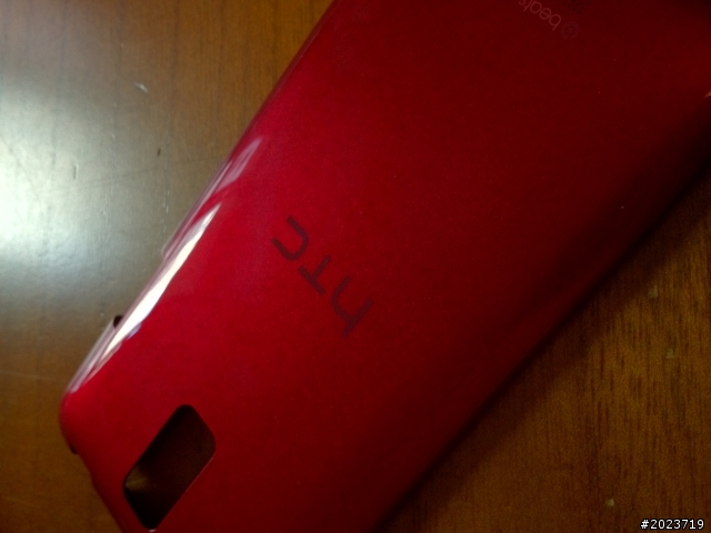 來了來了！！熱熱的HTC J 開箱文！！