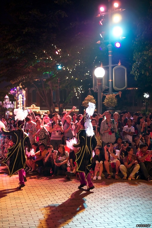 最真實的5軸防震測試 - e-m5 + 25mm 1.4 @香港迪士尼萬聖節