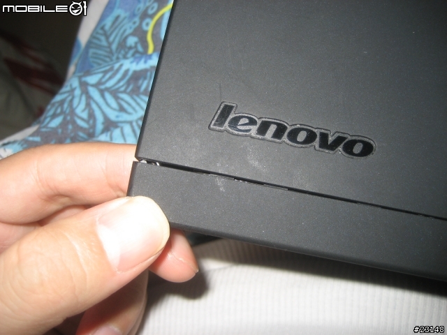 Thinkpad 上蓋維修問題