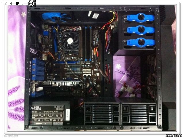Raidmax 希洛斯 HELIOS 透側黑化中塔型機殼 開箱