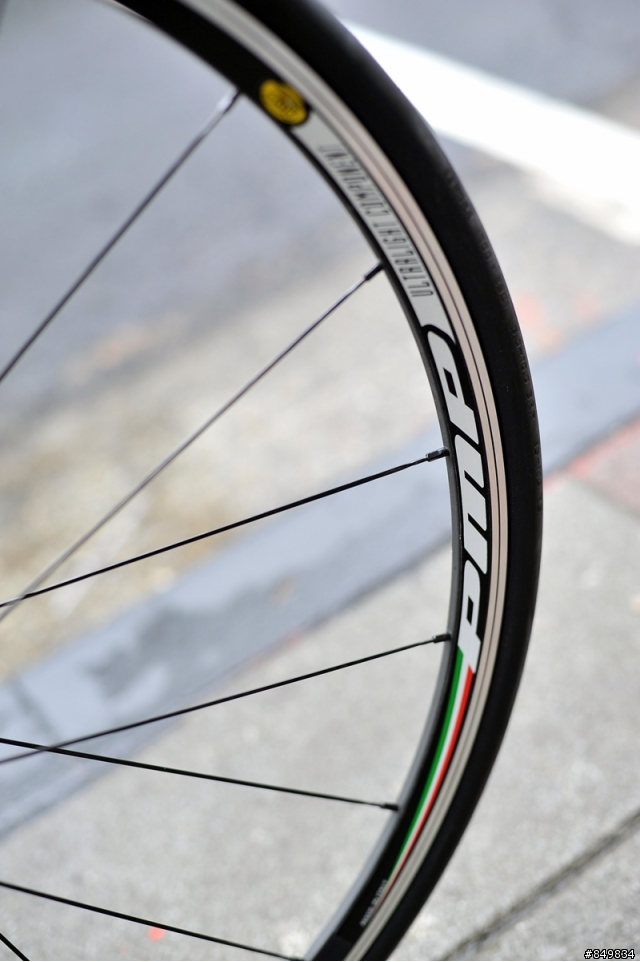 [組車日記] Lynskey Sportive-F鈦合金公路車，平把版本客組車