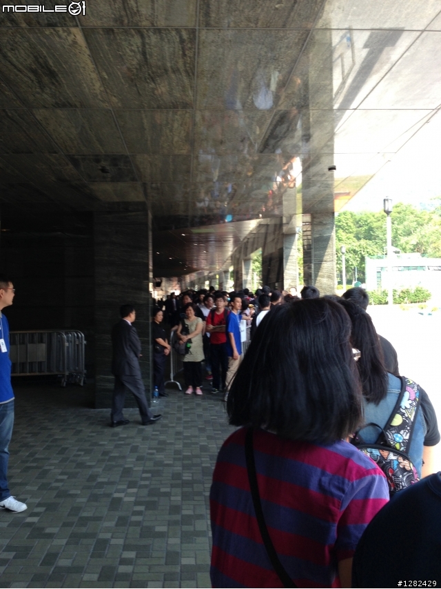 第二家Apple Store 在香港開幕 + 紀念品開箱 (圖多