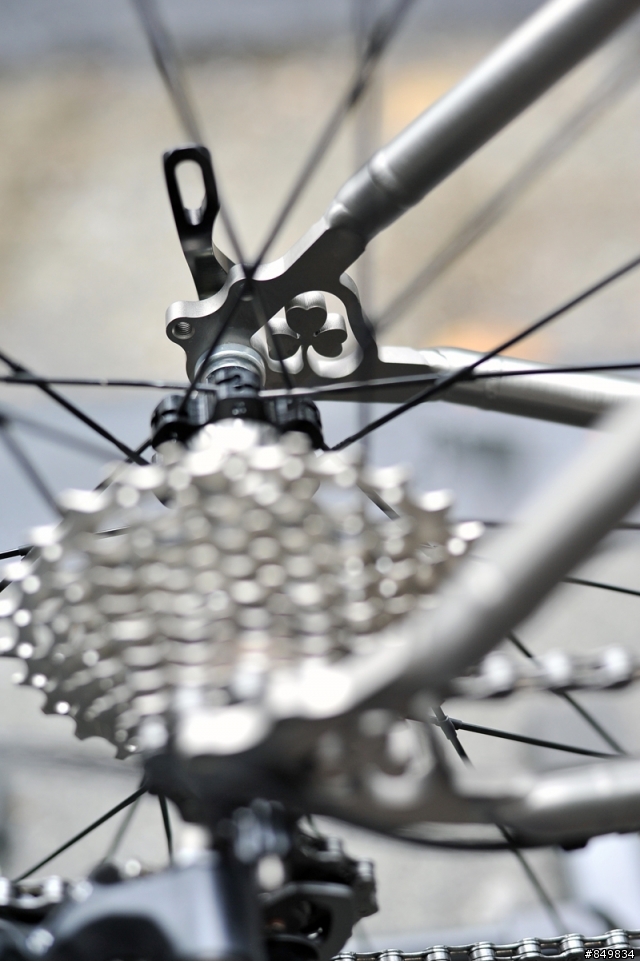 [組車日記] Lynskey Sportive-F鈦合金公路車，平把版本客組車