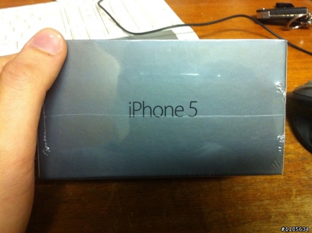 [開箱] 澳洲iPhone 5 32g 黑色 （新增Nano Sim vs Micro Sim)
