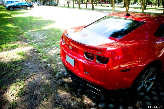 半路殺見博派大黃蜂之紅色Chevrolet Camaro RS版