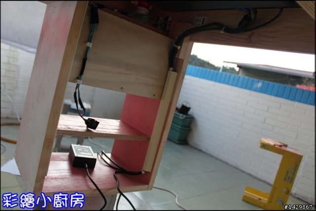 [ 硬漢工作室 ] 彩繪小廚房