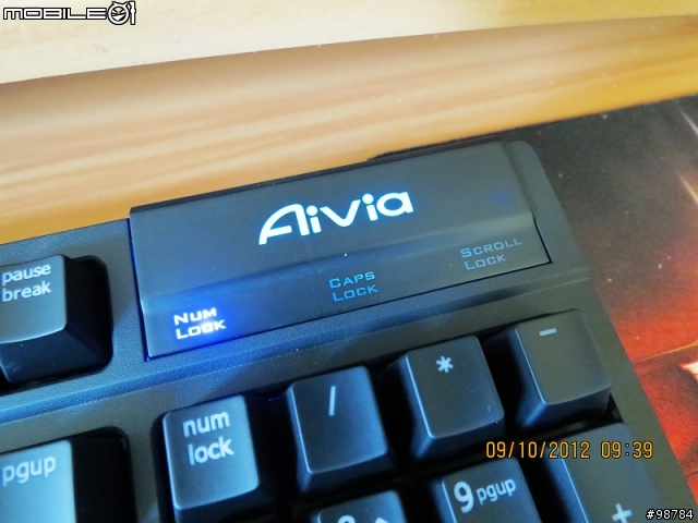 [開箱]Gigabyte Aivia Osmium 機械式遊戲鍵盤 簡易開箱