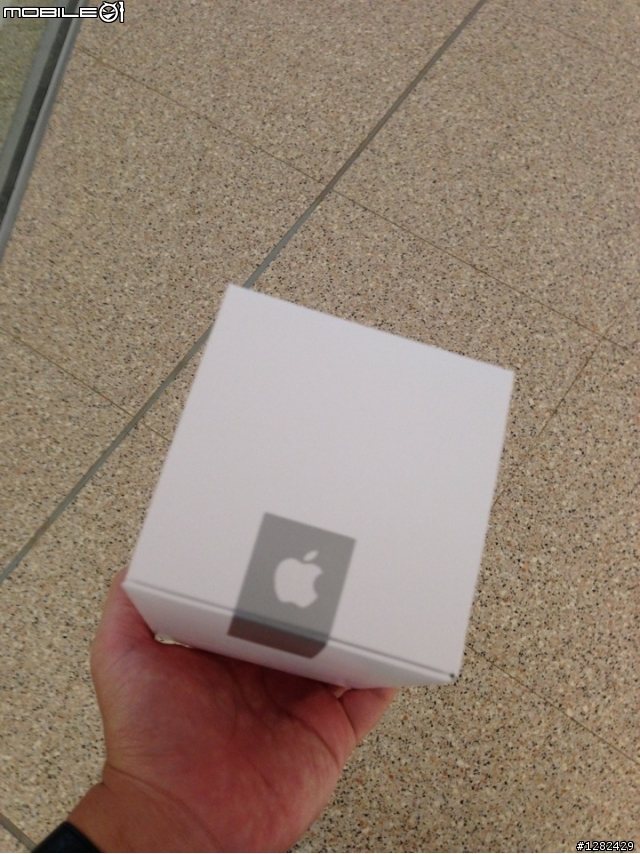 第二家Apple Store 在香港開幕 + 紀念品開箱 (圖多