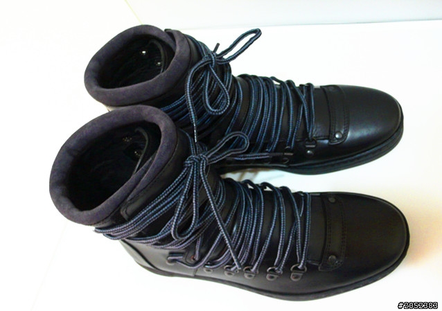 (冷門開箱)英國鞋牌 SWEAR Hi-top sneaker
