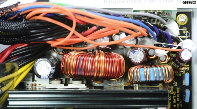 PC POWER & COOLING SILENCER MkIII 600W簡介及測試