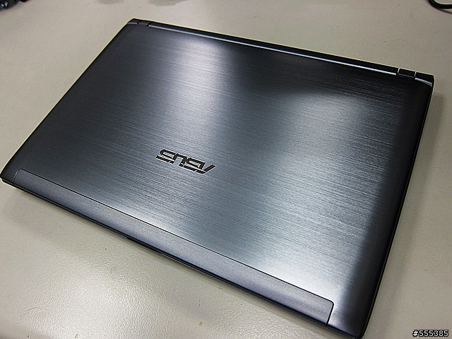 U24A-輕薄小筆電-開箱