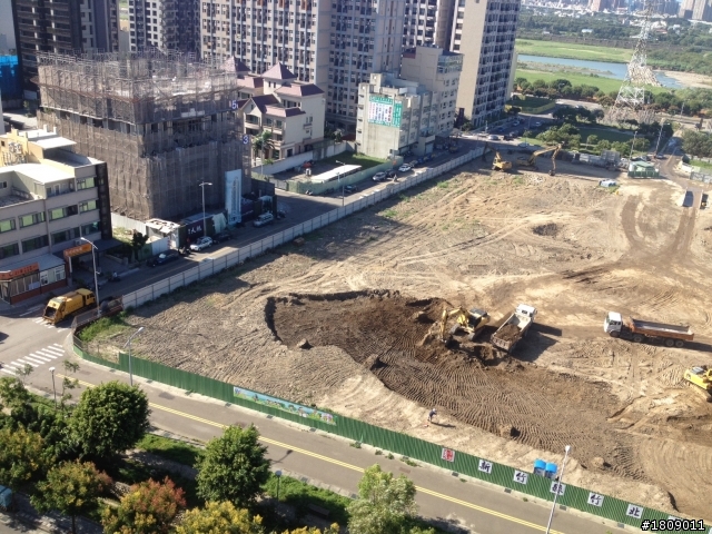 [20121109] 東興國小興建全紀錄 (1F天花板施作)