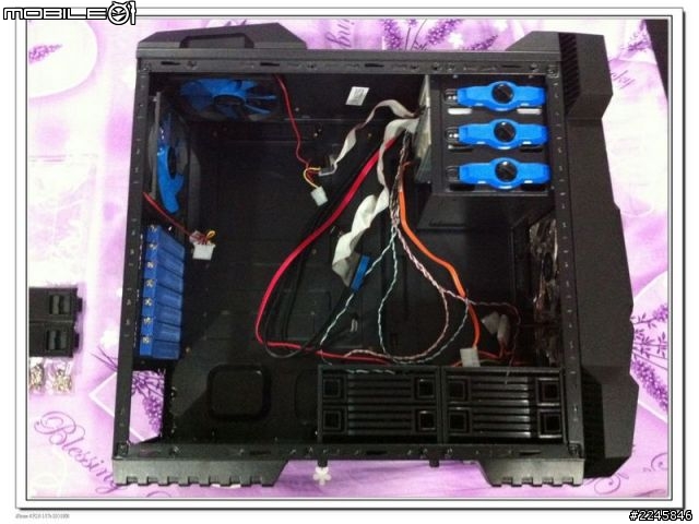 Raidmax 希洛斯 HELIOS 透側黑化中塔型機殼 開箱