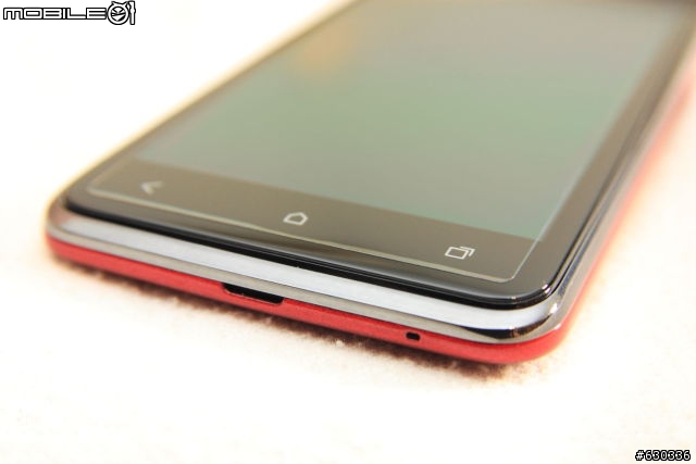 [開箱] HTC J 紅的明顯!