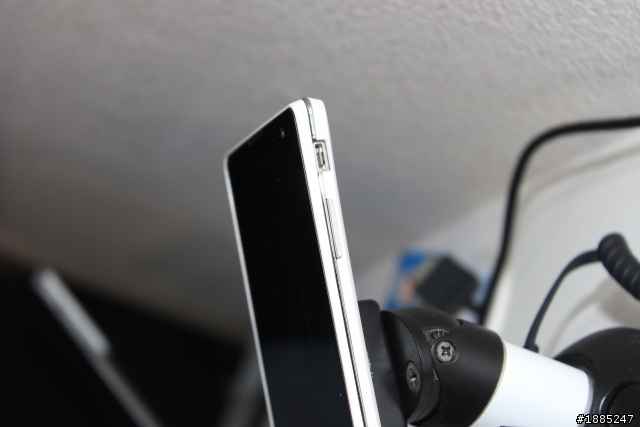 SONY XPERIA專注完美近乎苛求