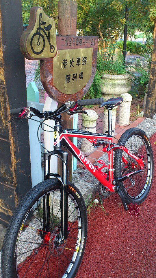 FERRARI CX60換裝MAVIC SLR輪組