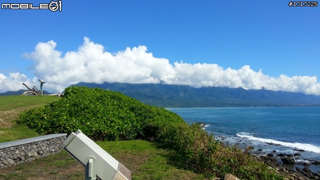 花東海岸的美景您怎能錯過呢?(S3手機照的)從台北搭太魯閣號火車到花蓮後，租機車遊花東縱谷海洋2天1夜之旅