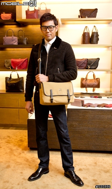 低調的奢華...LOEWE