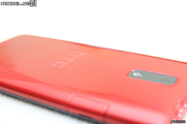 [開箱] HTC J 紅的明顯!