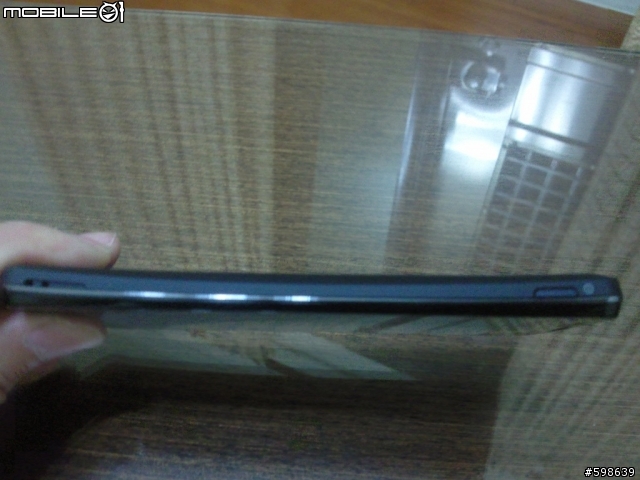 Sony Xperia TX 雙色版(黑、白雙色)開箱文