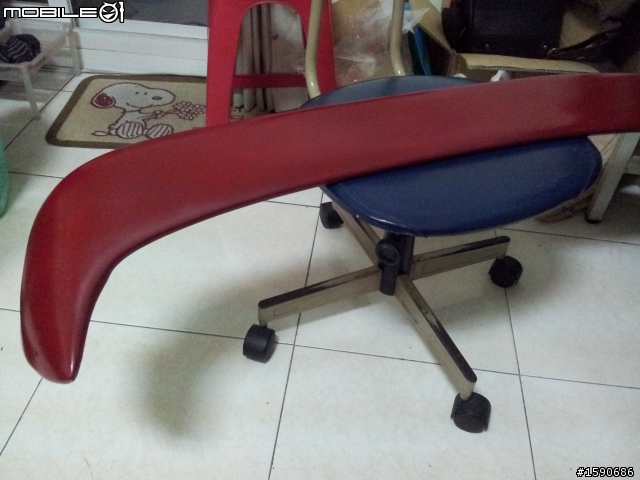 DIY 安裝尾翼 (照片很差,慎入)