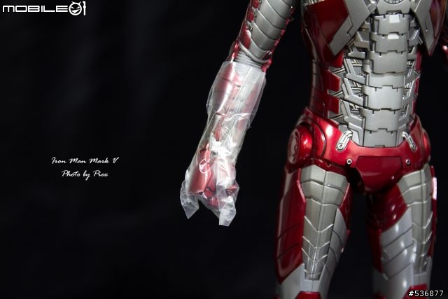 [Hot Toys]Iron Man 2 Mark V