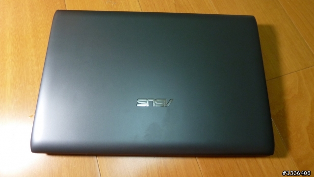 [偽開箱] ASUS EeePC 1225B 雙核心筆記型電腦